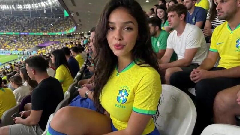I met a sexy Brazilian girl at the World Cup stadium and we ended up having sex in public with people around [AI Generated]